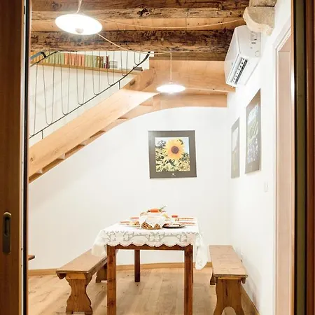 Σπίτι διακοπών Dren Prepotto (Giuliana)