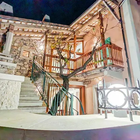Home Dren Holiday home